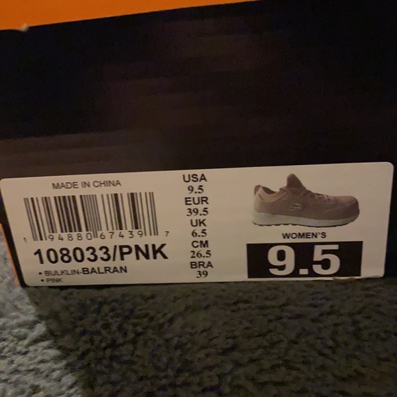 Sketchers composite toe work shoes - Picture 7 of 8